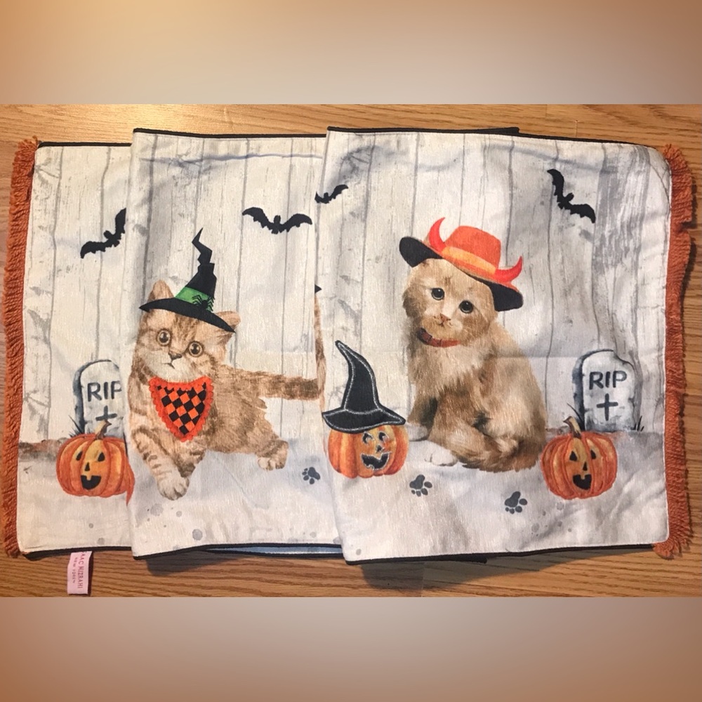 Isaac Mizrahi Kittens in Cemetery Halloween Table Runner 72x15” NWOT